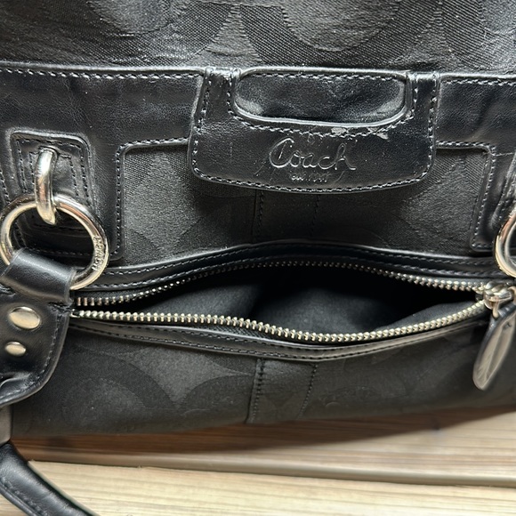 COACH modern C logo Shoulder Satchel Bag in Black - Picture 7 of 13
